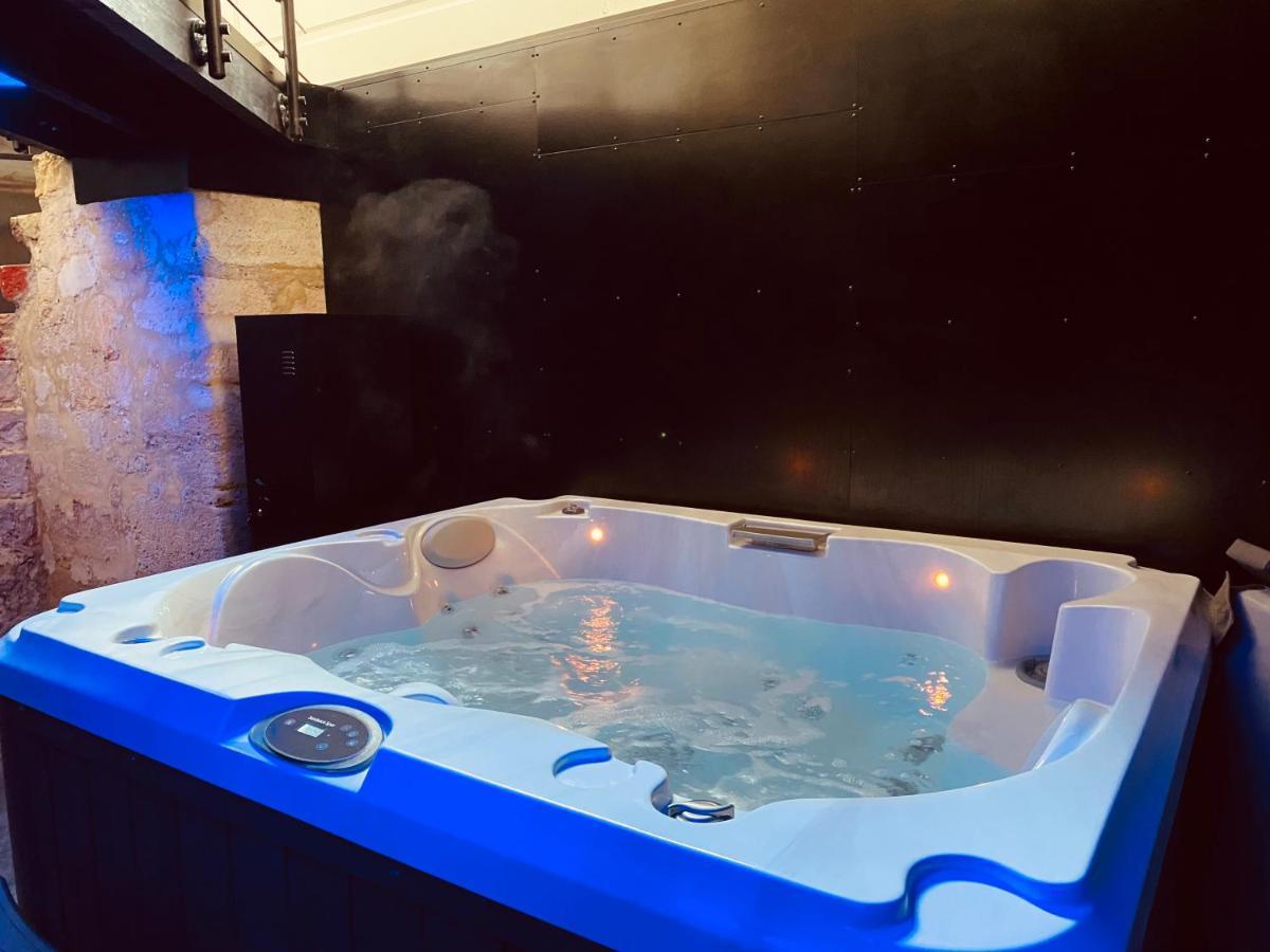Mieuxqualhotel Jacuzzi Privatif La Retro Бордо Экстерьер фото
